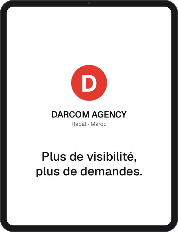 Tablette qui fait défiler nos réalisations : sites web, SEO et publicité, design, photographie